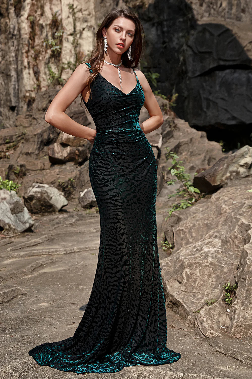 Mermaid Spaghetti Straps V Neck Burnout Velvet Long Bridesmaid Dress Evening Dresses