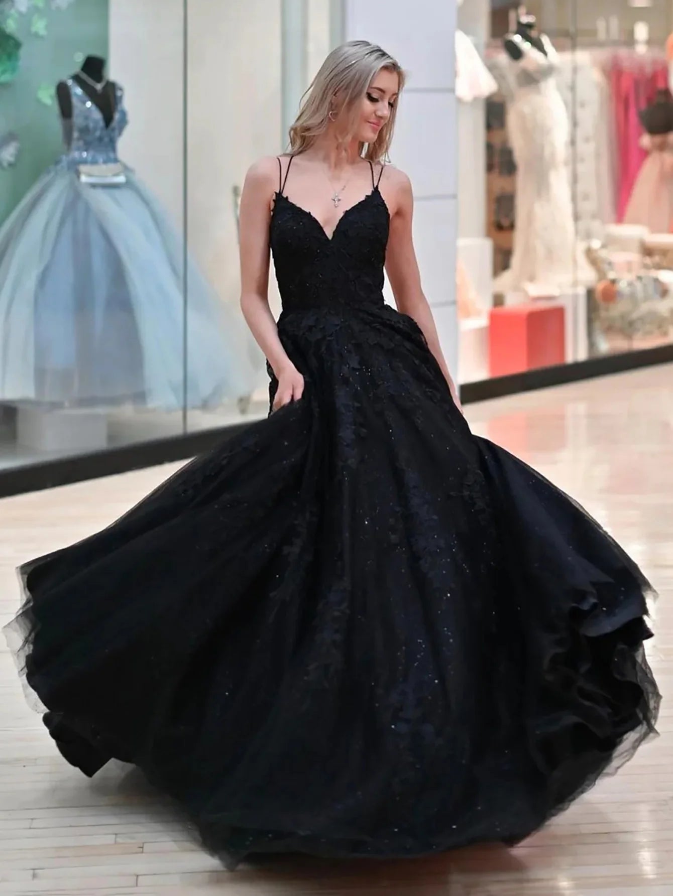 A Line Black Spaghetti Straps Long Dress V Neck Tulle Prom Dress