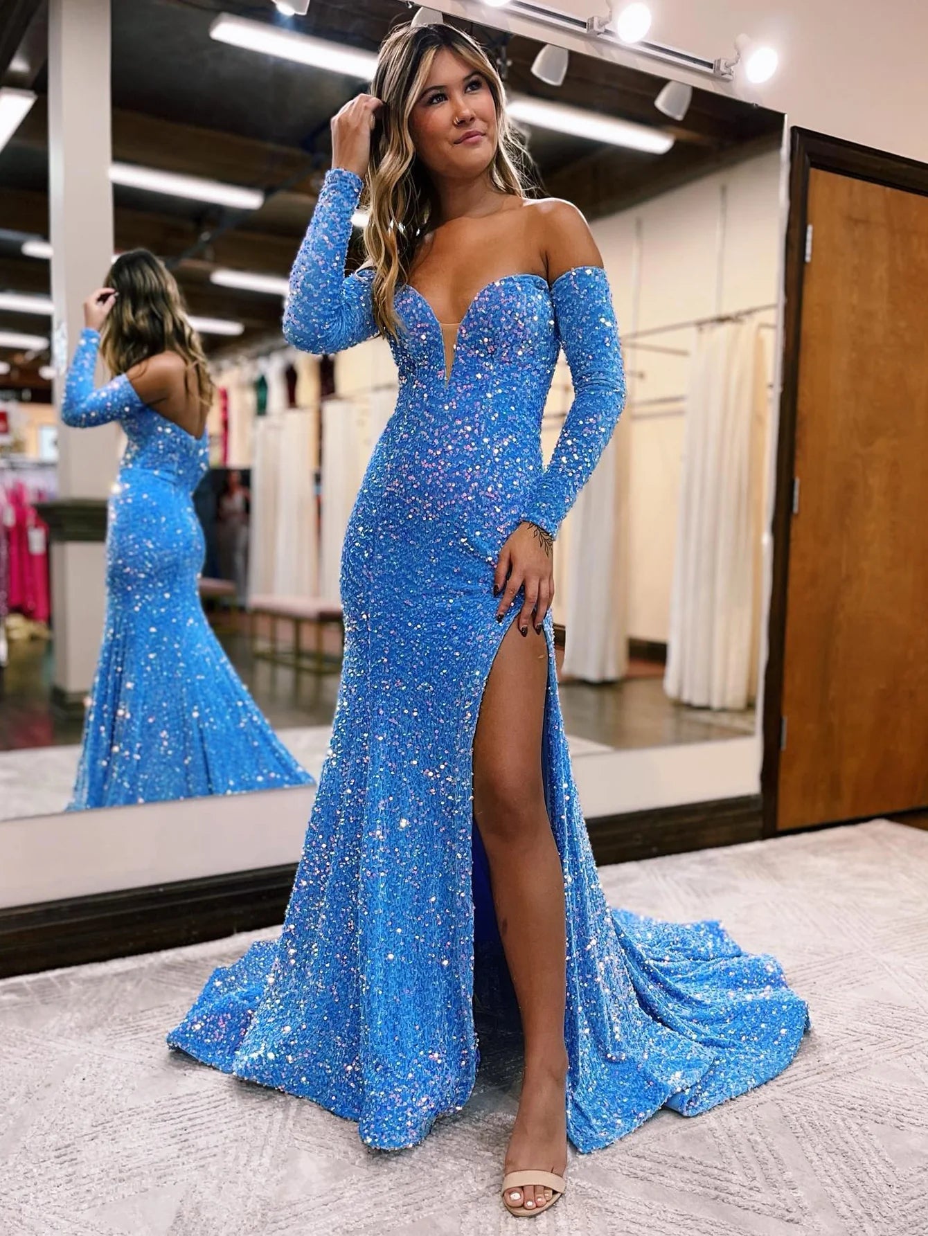 Mermaid Sweetheart Long Sleeves Sequin Prom Dress with Slit Sweep Train Dresses