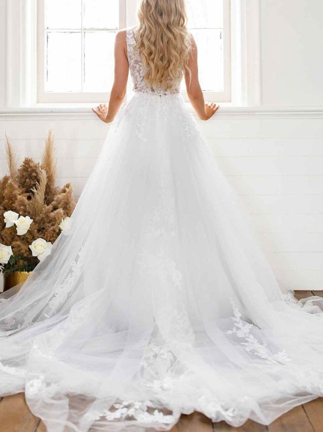 White Simple Lace Wedding Dress V-Neck Sleeveless Backless A-Line Bridal Dresses