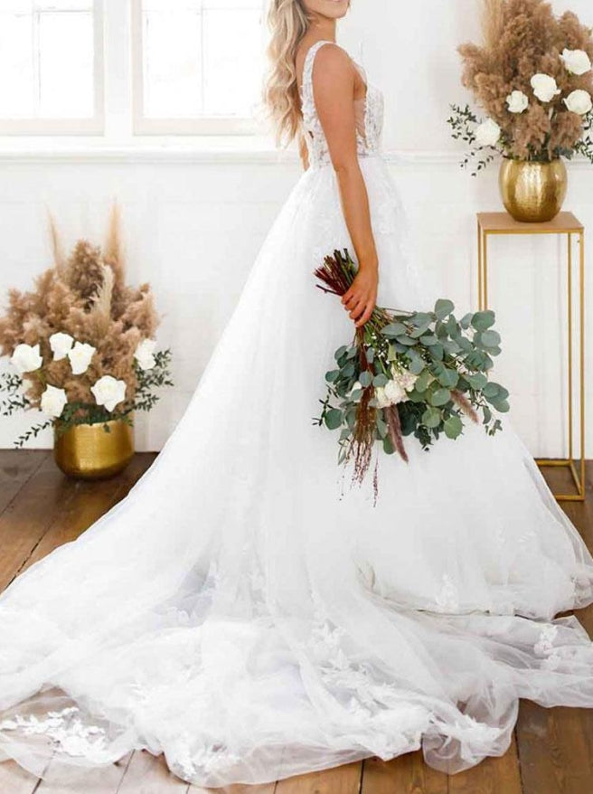 White Simple Lace Wedding Dress V-Neck Sleeveless Backless A-Line Bridal Dresses