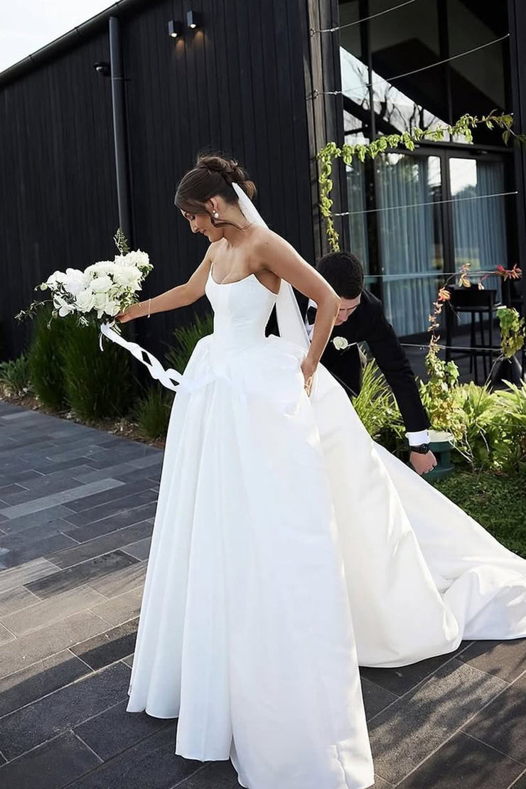 Ball Gown Scoop Neck Heavy Satin Wedding Dress with Pockets