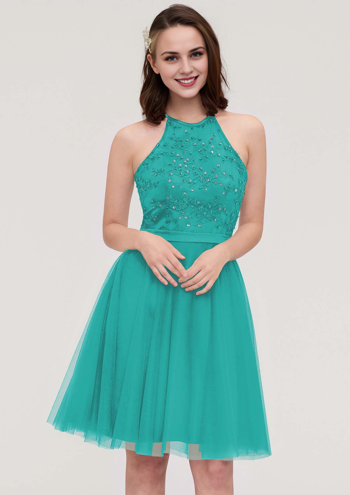 A-line Halter Sleeveless Knee-Length Tulle Bridesmaid Dress Cocktail Dresses With Sequins Appliqued Sashes