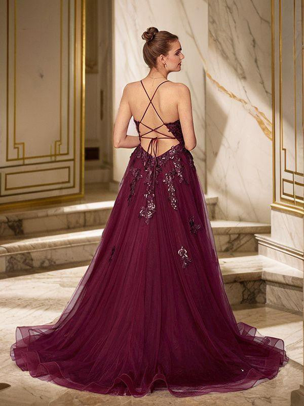A-Line/Princess Tulle Romantic Applique V-neck Sleeveless Court Train Dresses