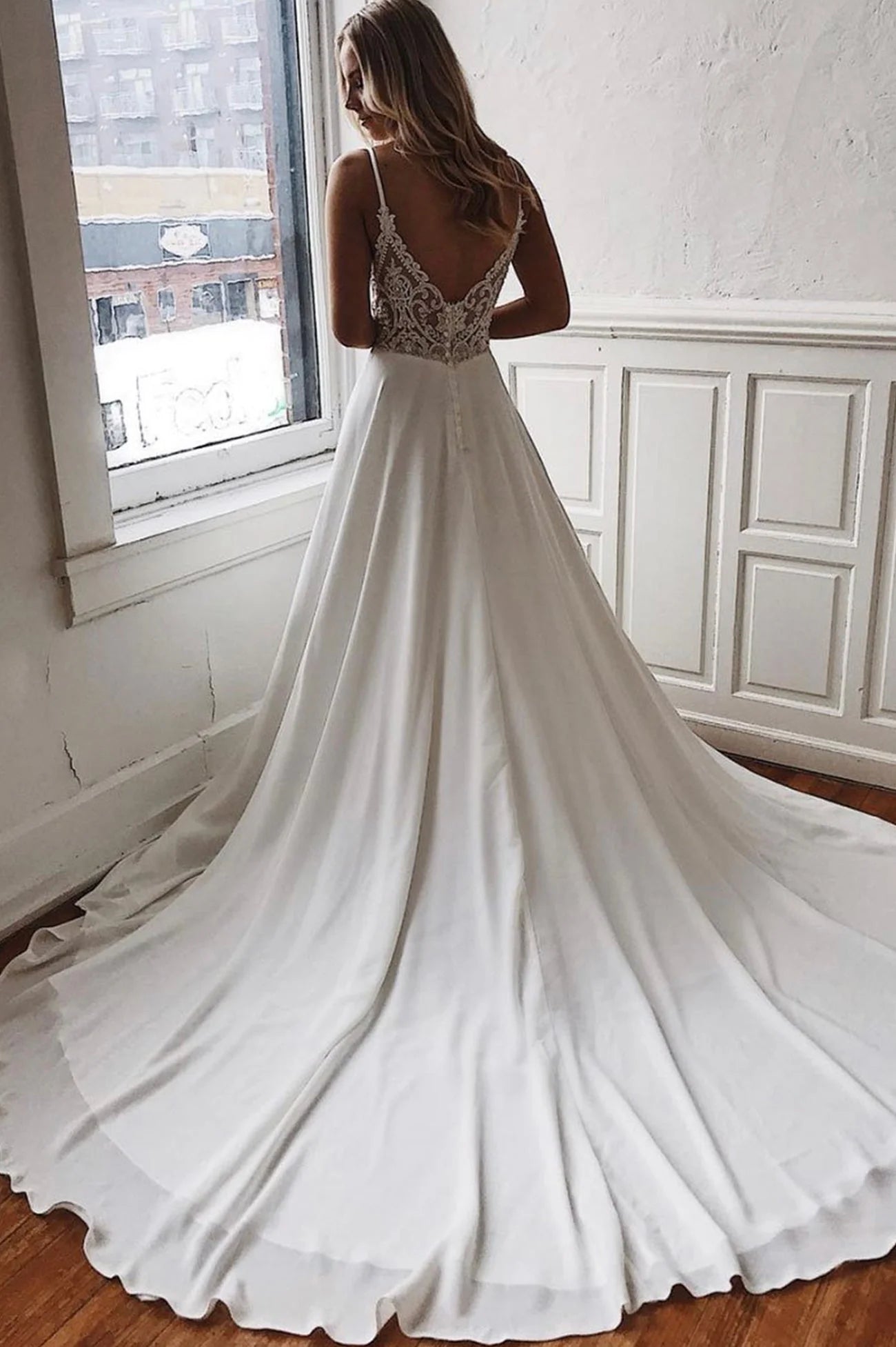 Beautiful A-Line V-Neck Sleeveless V Back Chapel Train Wedding Dress
