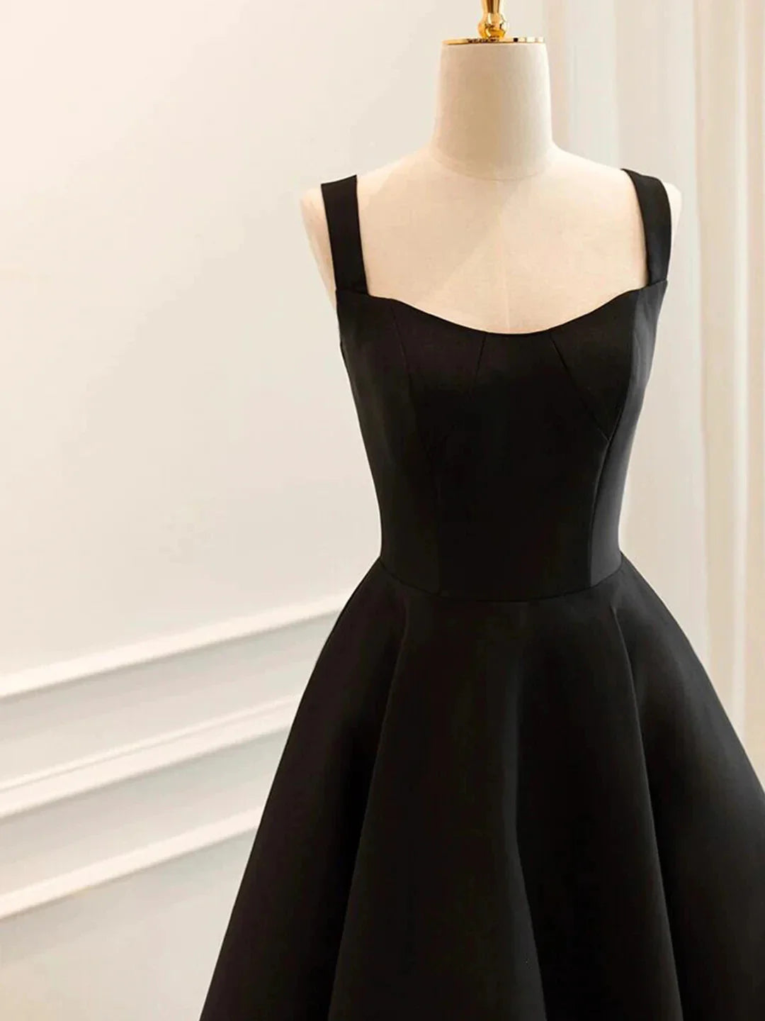 Black Satin Short Prom Dress Simple A-Line Evening Party Dress