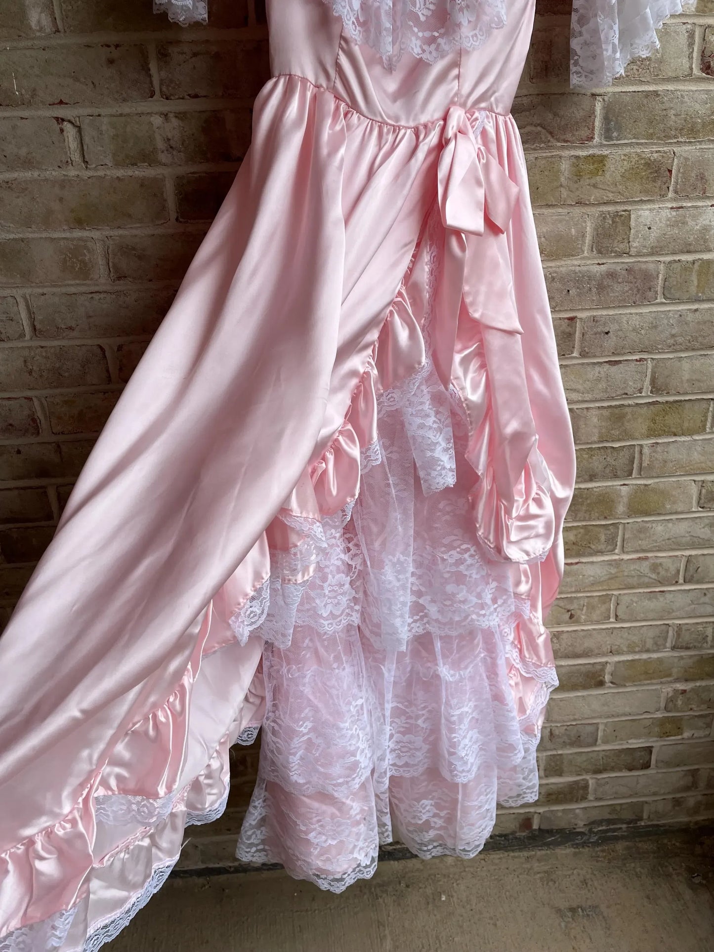 Budget Romantic A-Line Round Neck Ruffled Lace Satin Pink High-Low Prom Dress