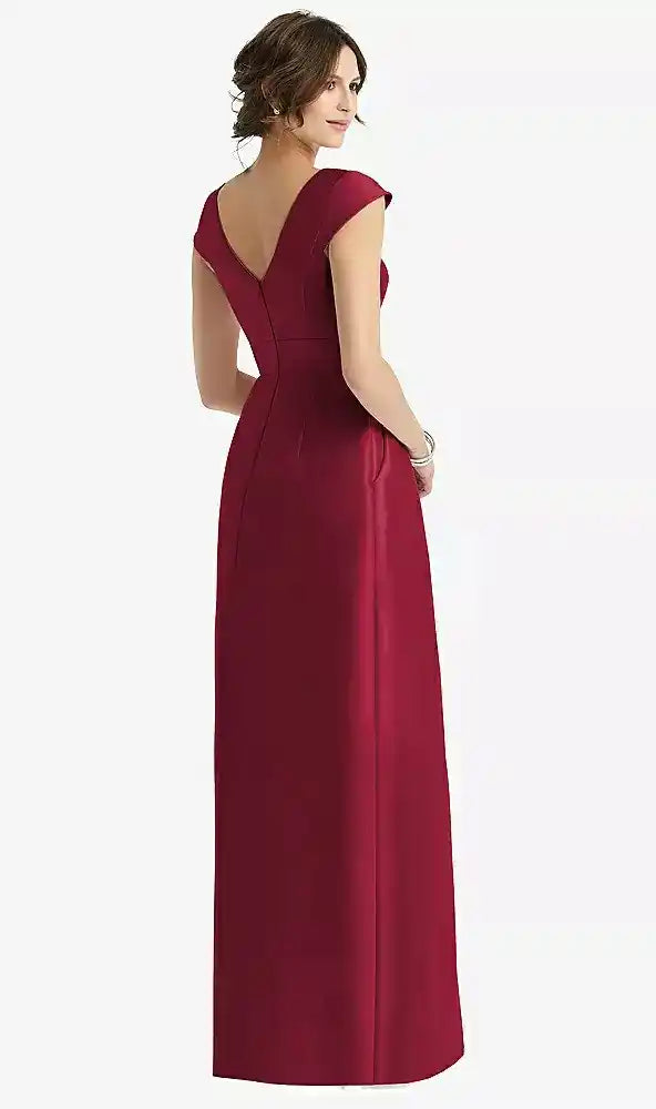 Cap Sleeve Pleated Skirt Dress with Pockets in Burgundy