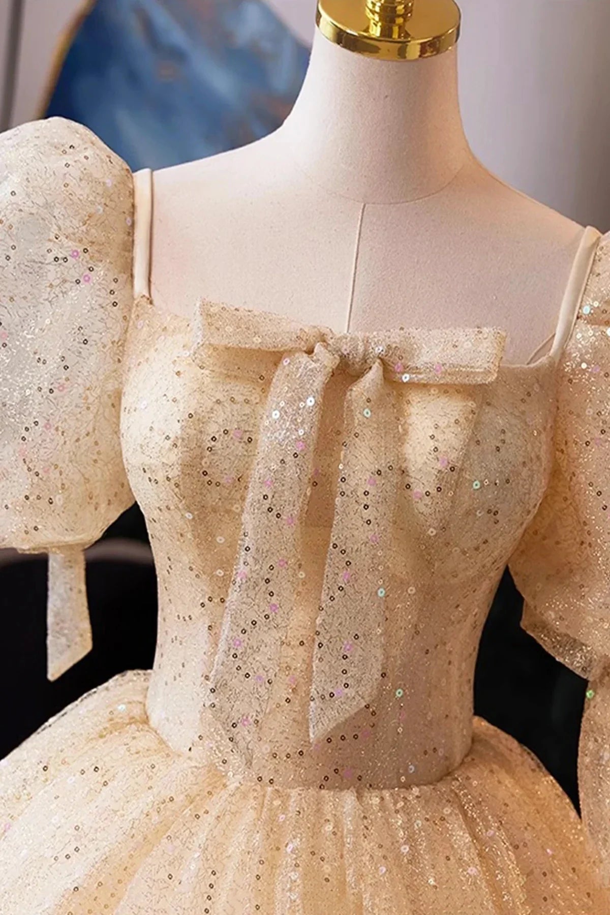 Champagne Tulle Sequins Long Prom Dress A-Line Short Sleeve Evening Party Dress