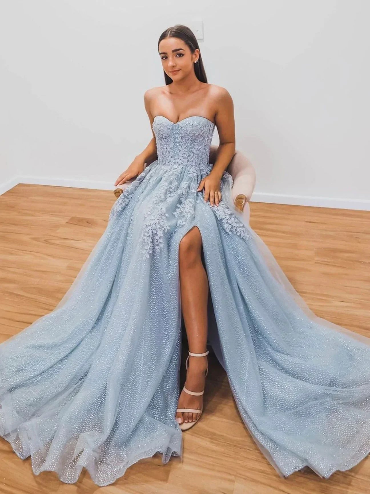 Charming A-Line Sweetheart Neck Sleeveless Lace Up Sweep/Brush Train Prom Dress