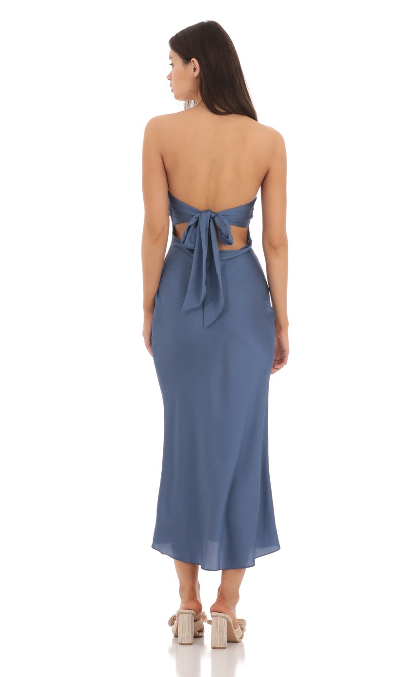 Description This chic prom dress features dusty blue satin fabric: it has a sweetheart neckline, strapless design, form-fitting sheath silhouette, cut-out back (with bow detail),
