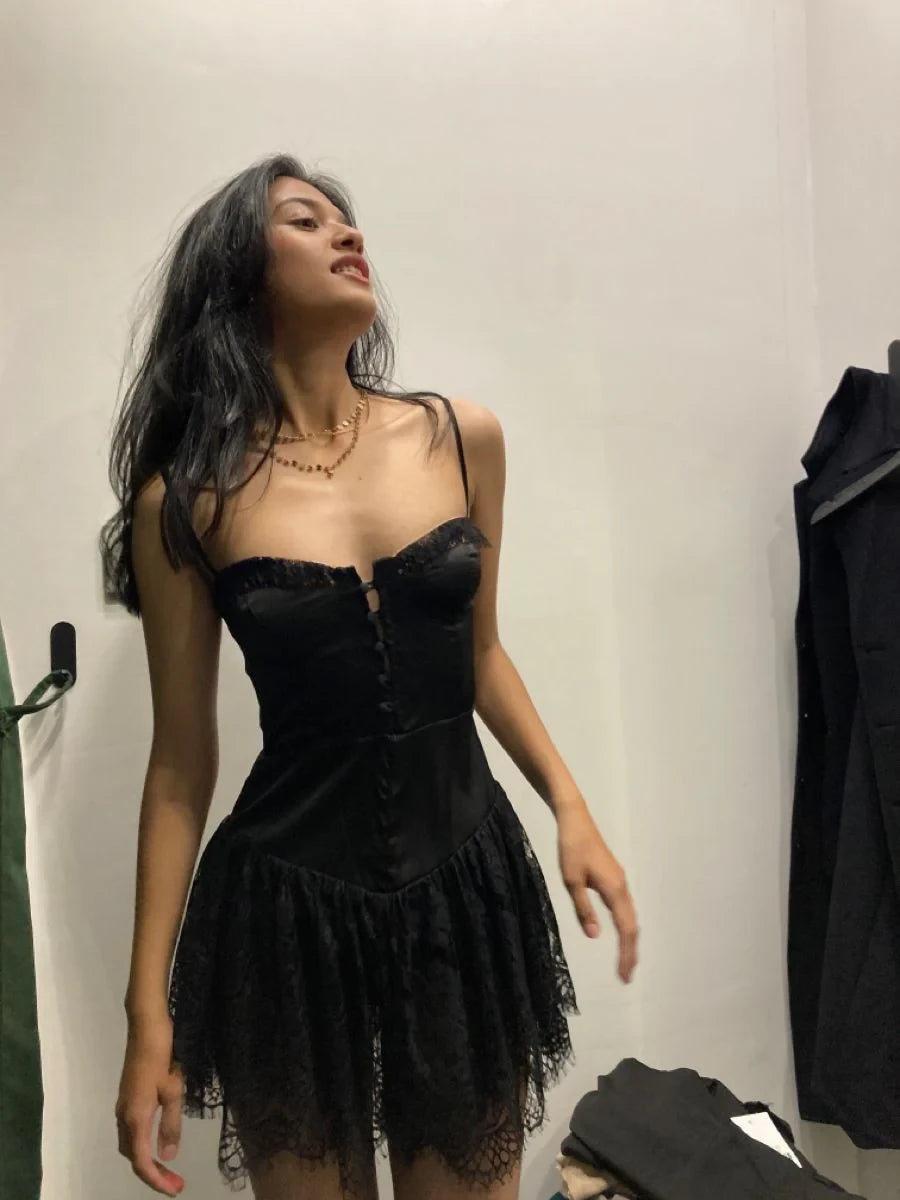 Chic A-Line Sweetheart Corset Lace Black Mini Homecoming Dress With Buttons