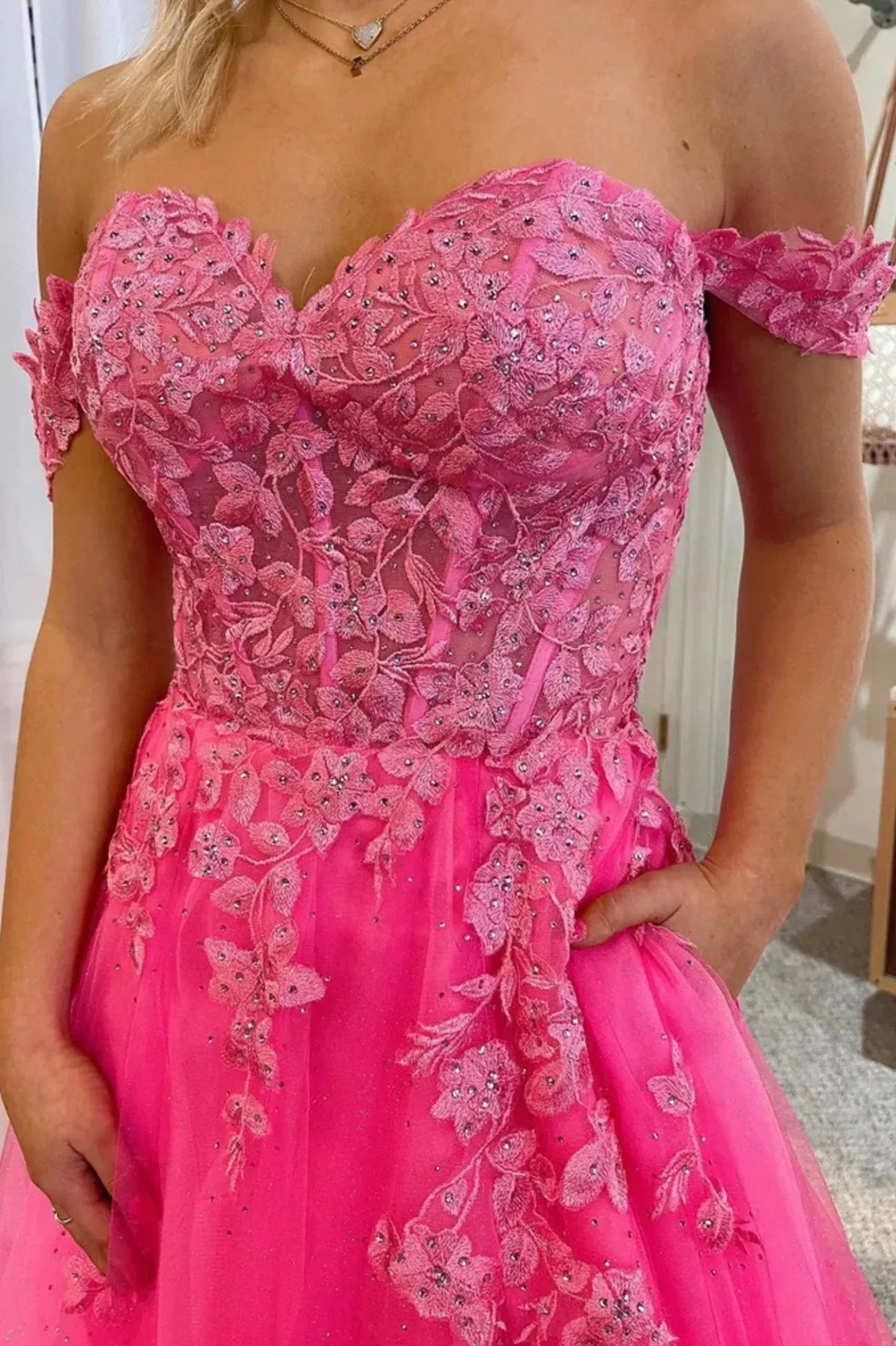 Classic A-Line Off the Shoulder Sleeveless Lace Up Sweep/Brush Train Prom Dress