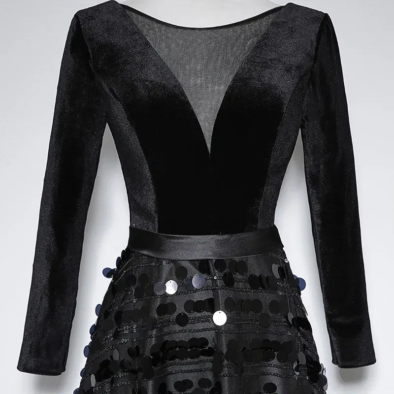 Dazzling Velvet-Sequin Long Evening Dress Black V-Neck Long-Sleeve Party Gown for Women