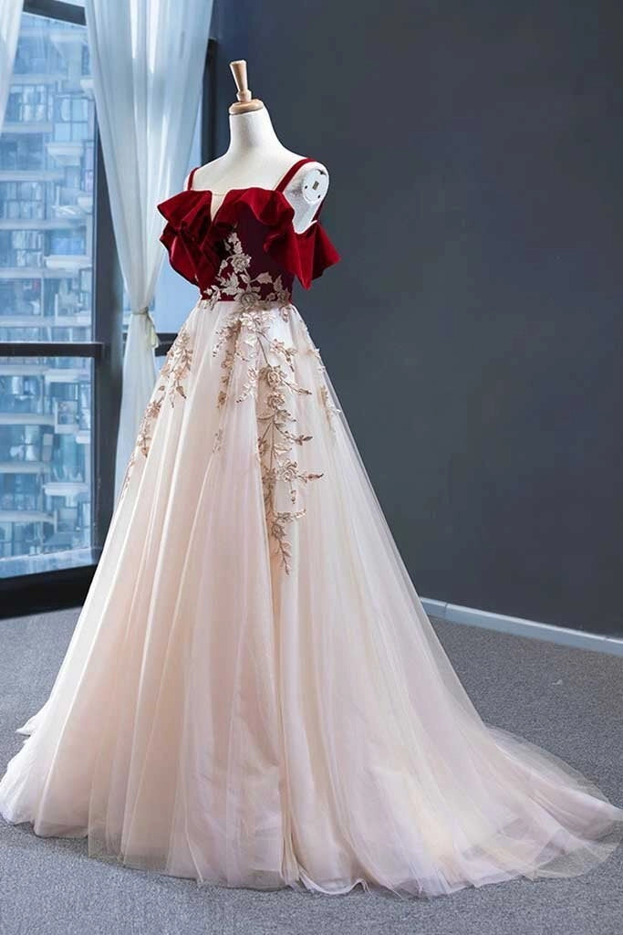 Elegant A-Line Spaghetti Straps Sleeveless Lace Up Sweep/Brush Train Prom Dress
