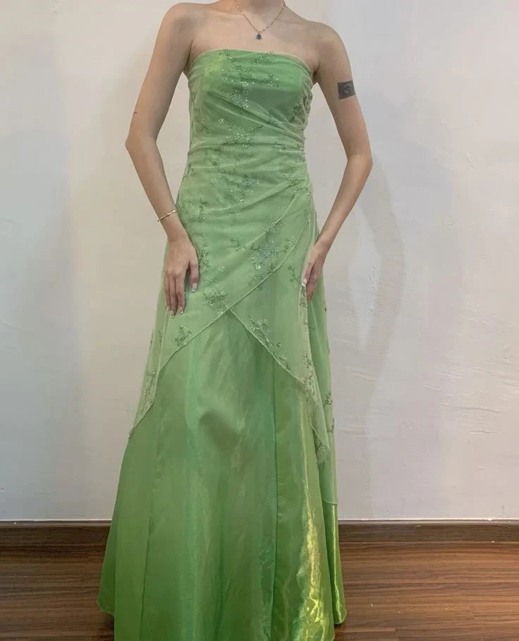 Elegant A-Line Strapless Sweetheart Embroidered Layered Lime Green Floor-Length Evening Gown