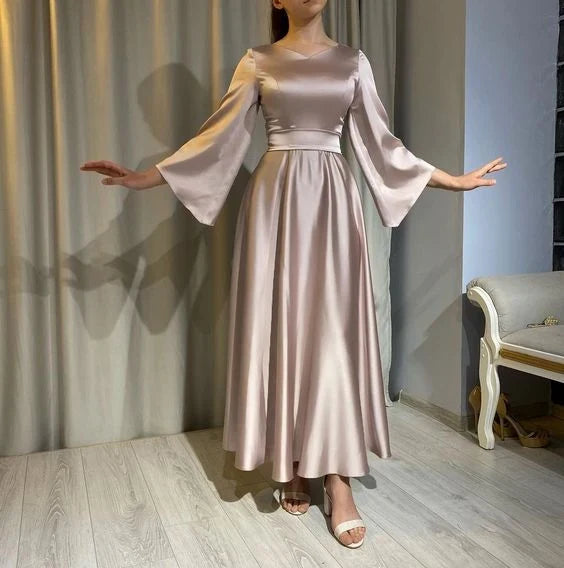 Elegant A-Line V-Neck Long Sleeve Flowing Blush Evening Gown