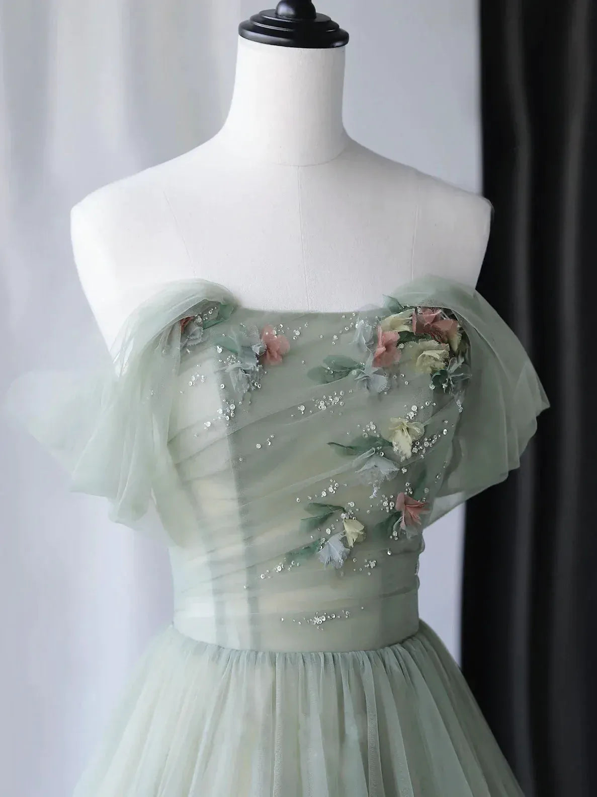 Enchanting A-line Off-the-shoulder Sleeveless Floral Sage Green Maxi Prom Dress for Women Custom
