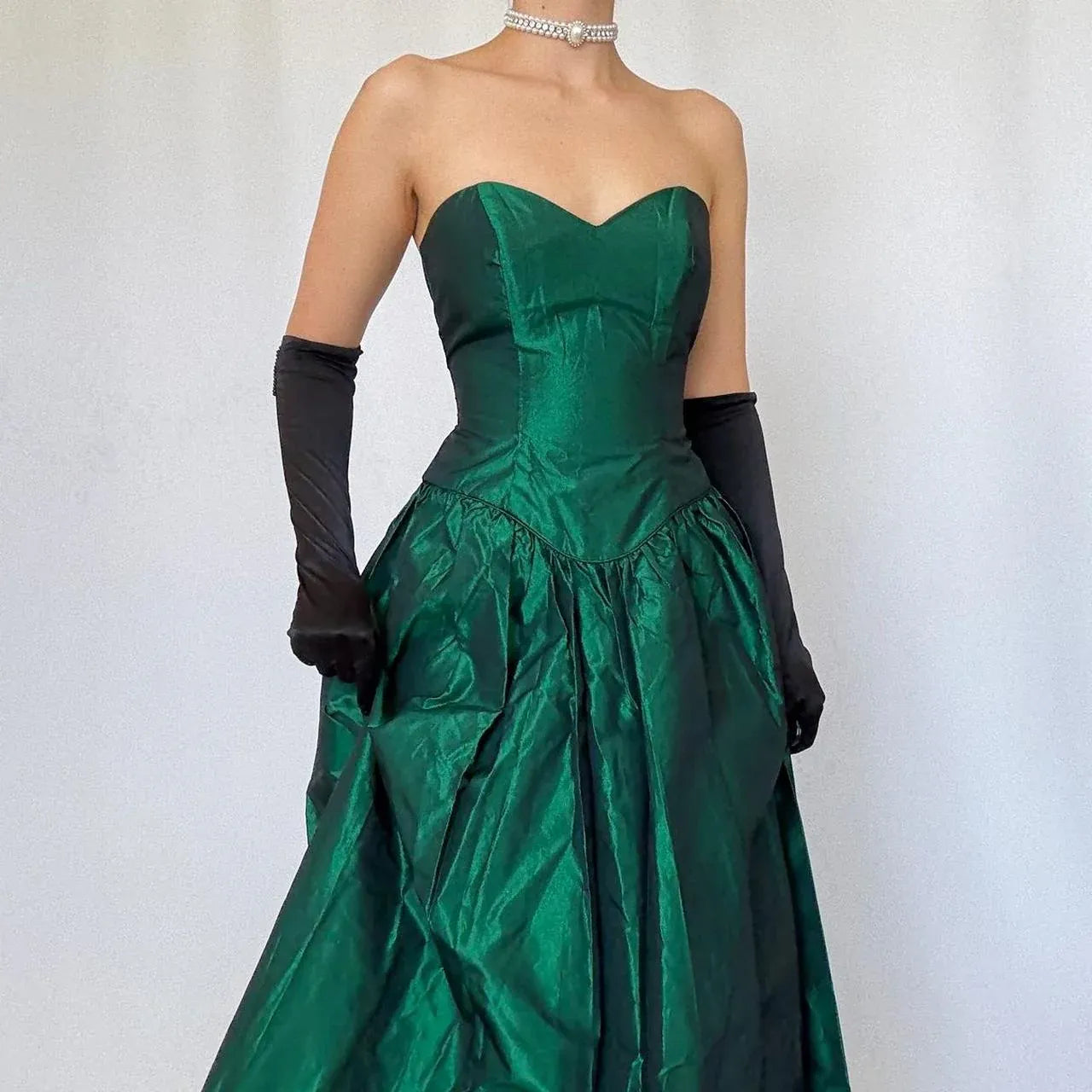 Fashion A-Line Strapless Sleeveless Pleated Satin Floor-Length Prom Dress