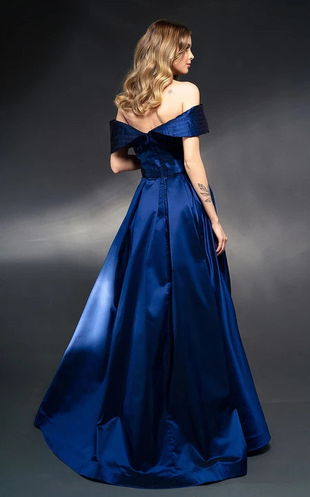 Formal Wear Dresses/Off-the-shoulder Solid A-line Satin Dress with Sweep Train Prom Dress