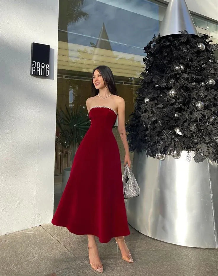 Glamorous A-Line Strapless Beaded Burgundy Midi Prom Dresses