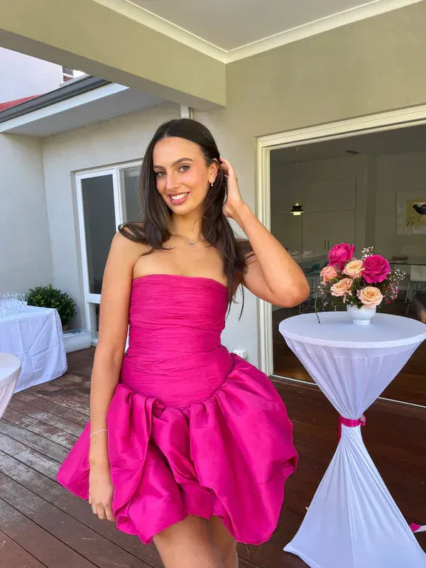 Glamorous Strapless Bow Back Bubble Hem Mini Party Dress Homecoming Dress