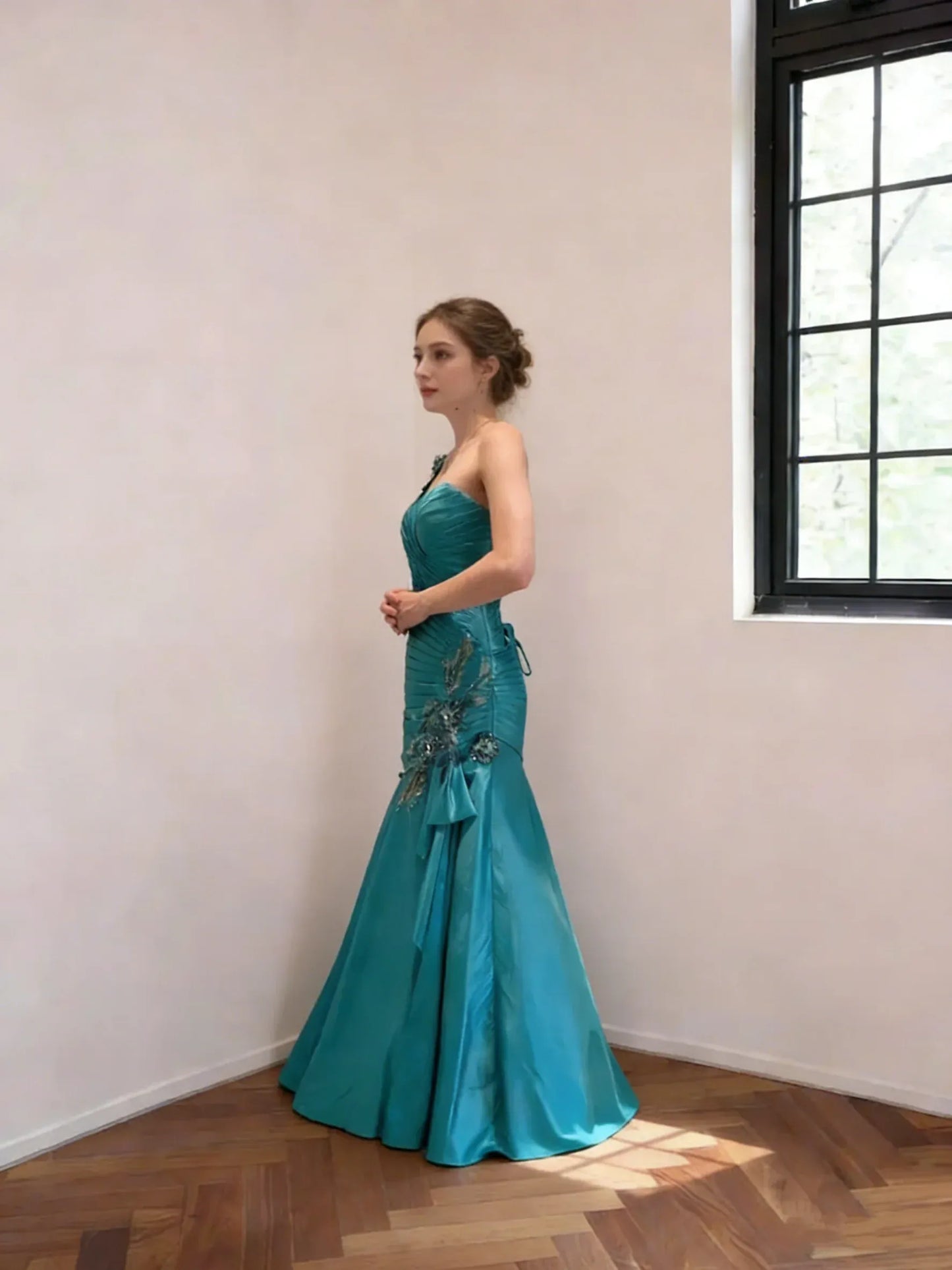 Glamorous Teal One-Shoulder Beaded Mermaid Evening Gown