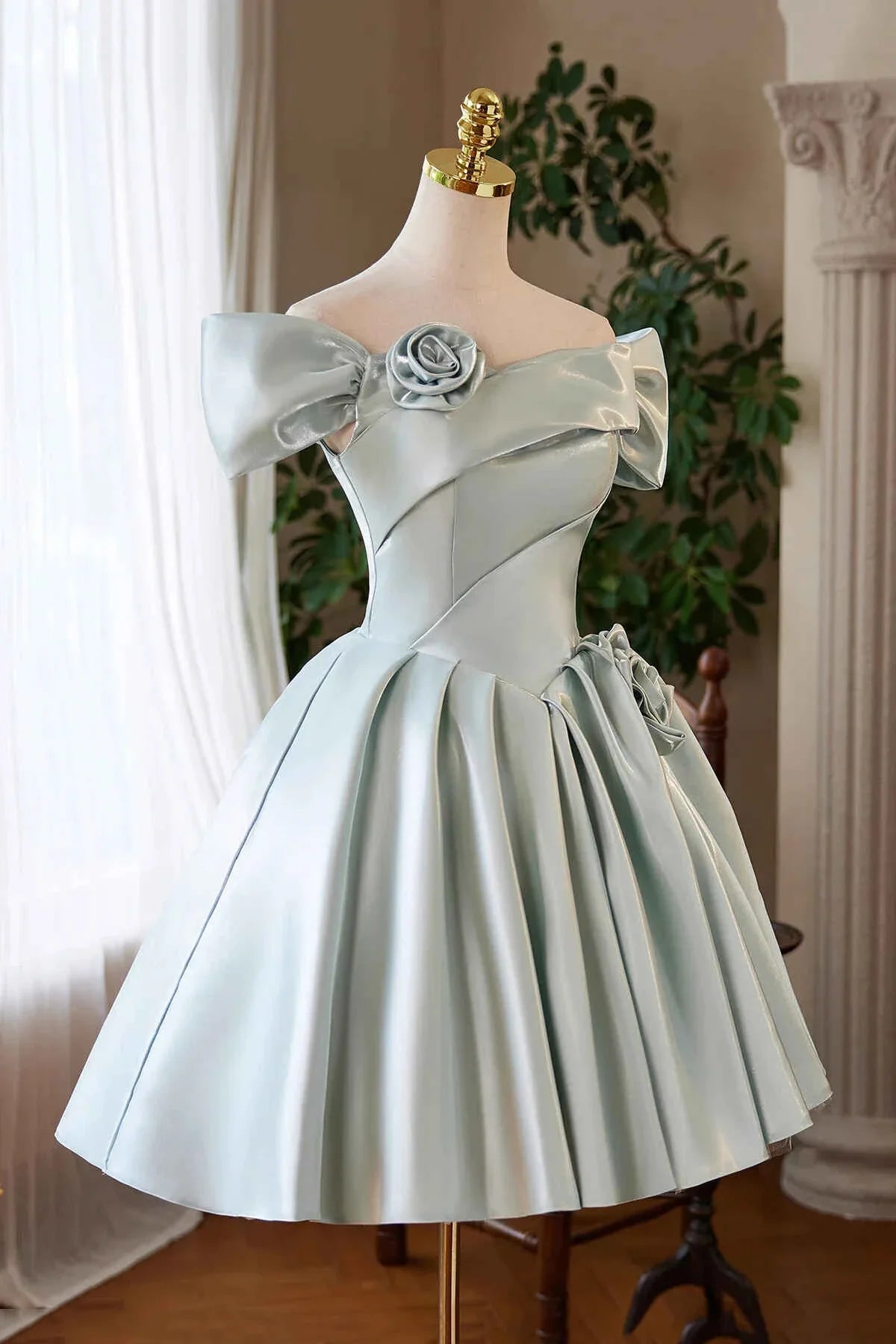 Green Satin Short A-Line Prom Dress Lovely Off the Shoulder Party Homecoming Dress