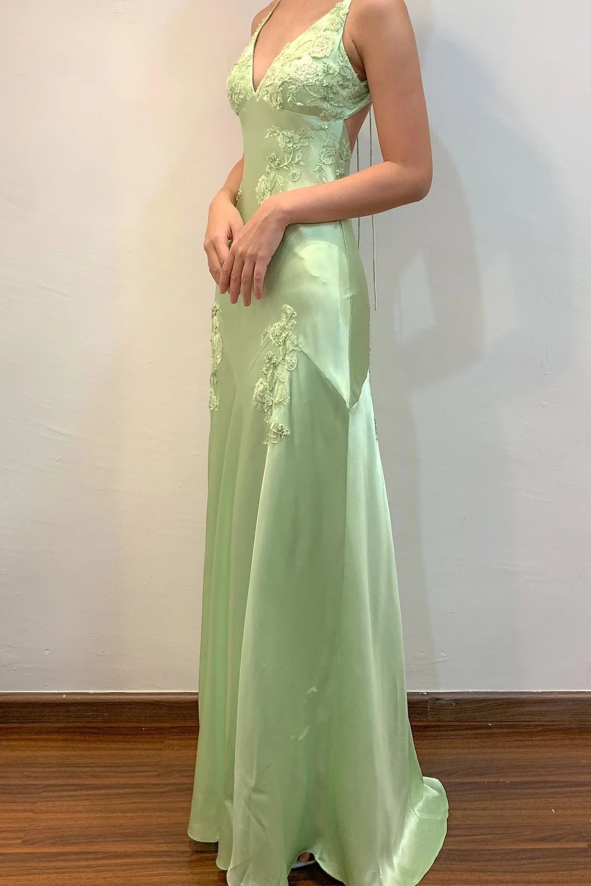 Lime Green Appliques Soft Satin Maxi Dress V Neck Backless Party Dress Prom Dress With Applique