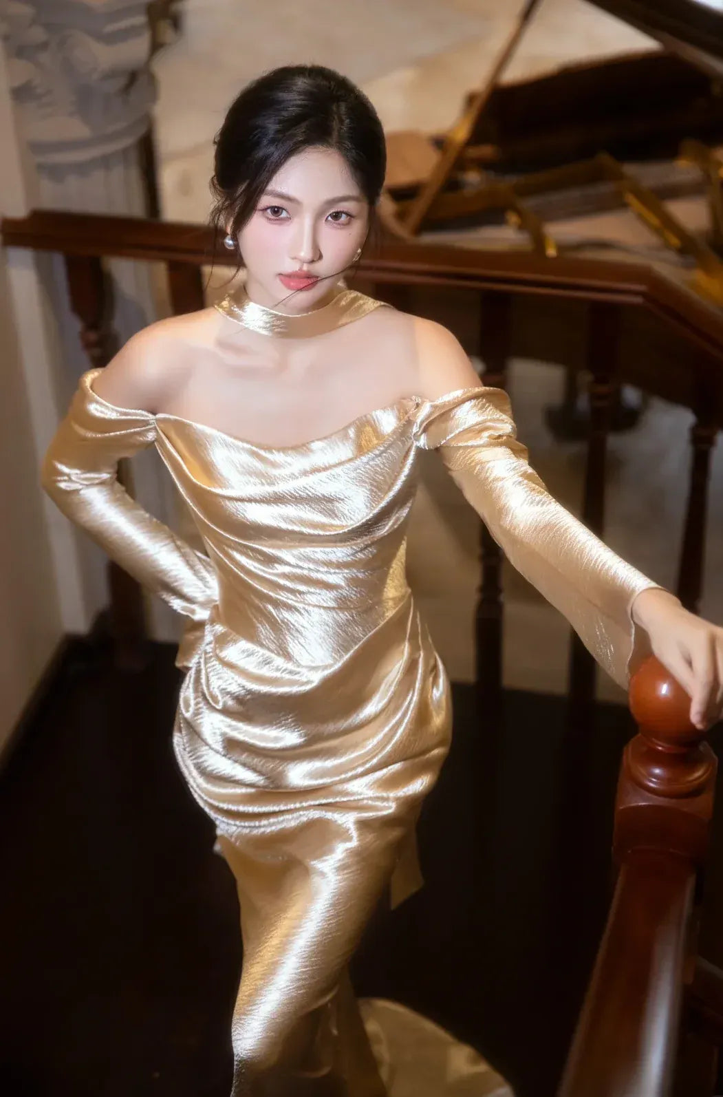 Luxurious Mermaid Off-the-Shoulder Long-Sleeve Draped Champagne Maxi Prom Dress for Women Custom