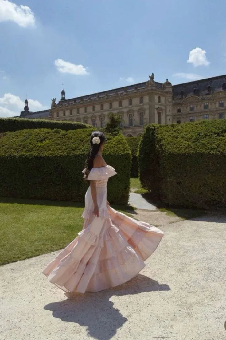 Modern A-Line Off the Shoulder Sleeveless Tiered Ruffled Floor-Length Evening Dress