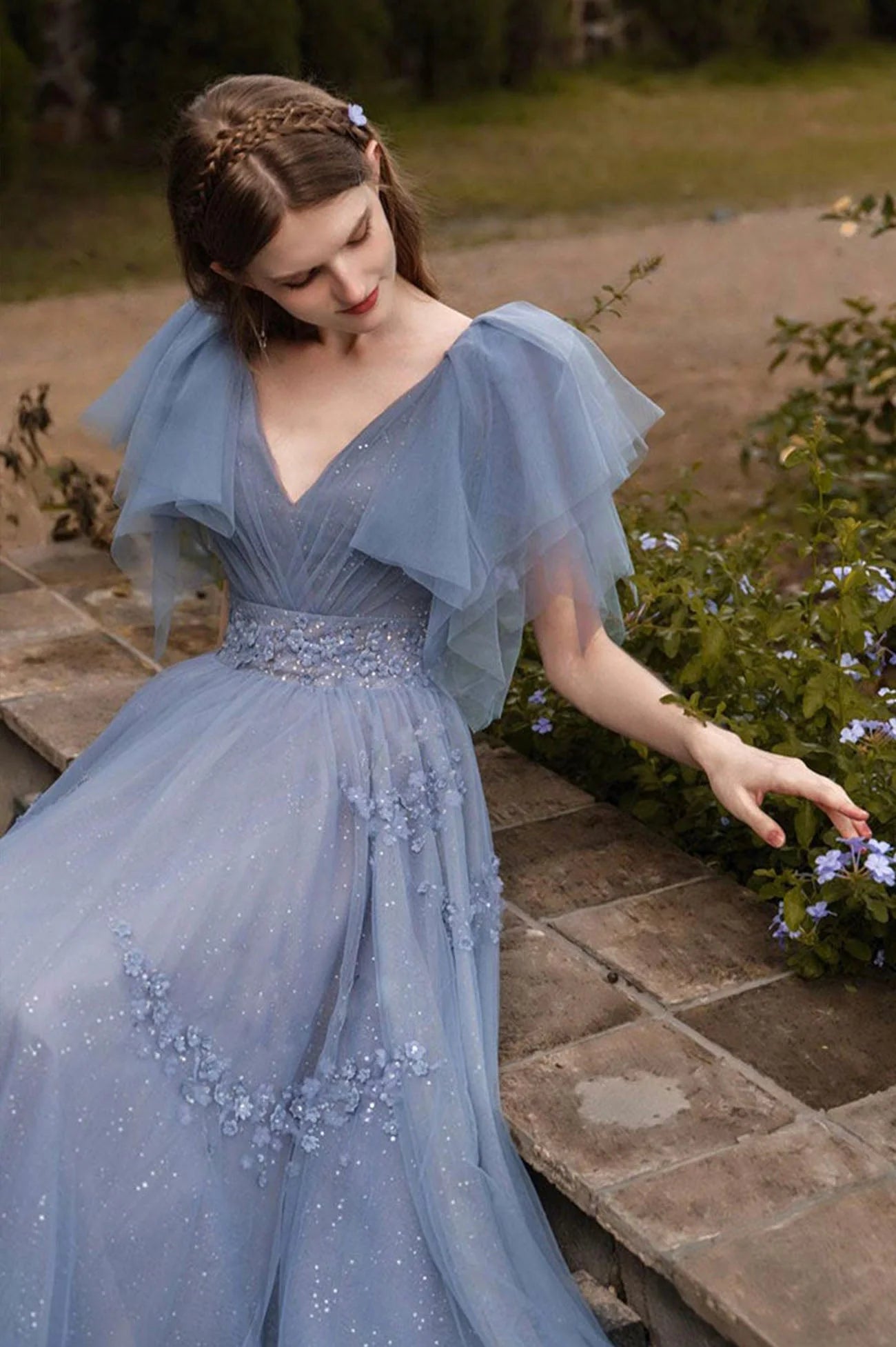 Modern A-Line V-Neck Flutter Sleeve Lace Up Floor-Length Prom Dress