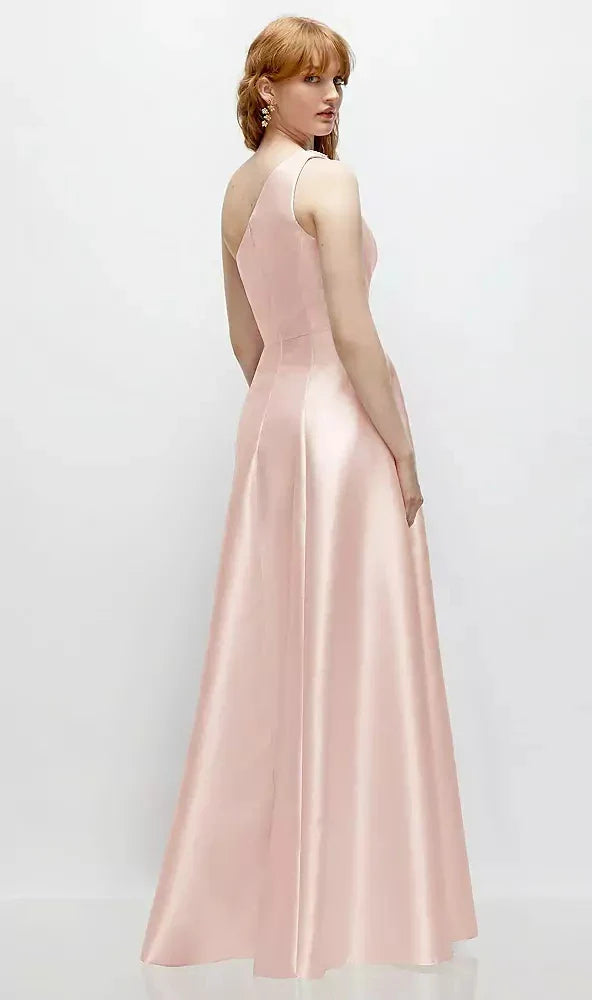 One-Shoulder Full A-Line Satin Gown with Handworked Floral Appliqu¨¦ in Blush