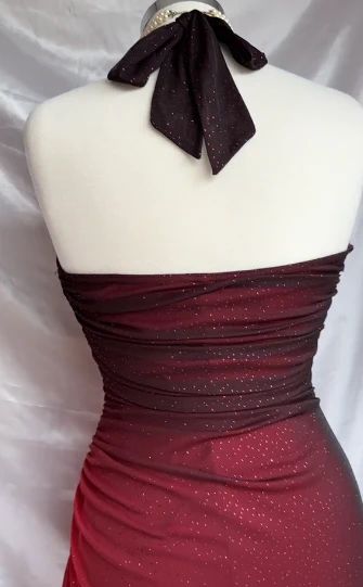Quyihu Dress Formal Dresses V Neck Sleeveless Pleated Burgundy Prom Dress