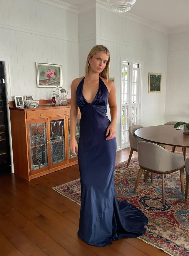 Quyihu Dress Navy Blue Sheath V Neck Satin Open Back Sleeveless Long Sweep Prom Dress Graduation Party Dress