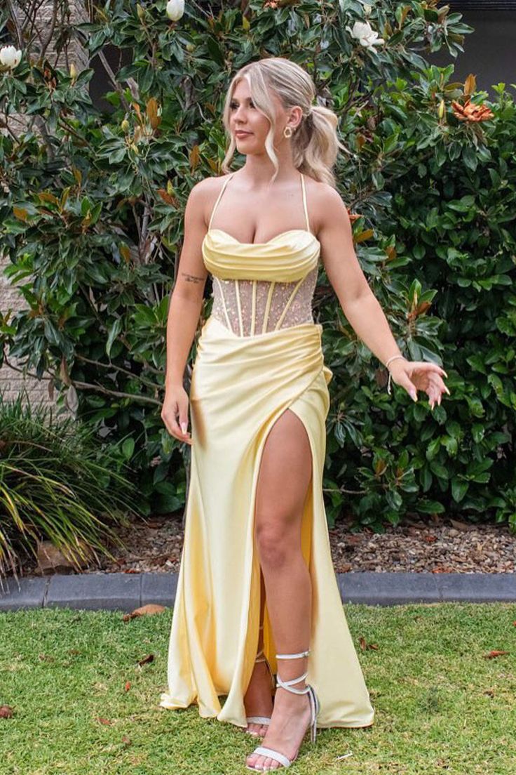 Quyihu Dress Pretty Sage Scoop Neck Satin Mermaid Long Prom Dress with Slit Formal Gown Evening Dress