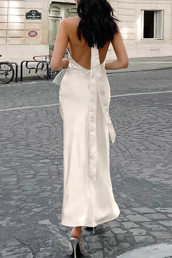 Quyihu Dress Simple Sheath Halter Light Champagne Satin Open Back Prom Dress Sleeveless Party Dress