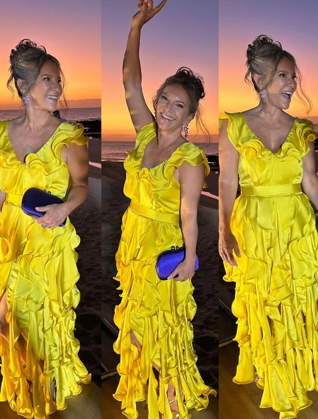 Quyihu Dress Yellow Sheath V Neck Ruffle Satin Long Prom Dress Evening Dress Sleeveless Mother of the Bride Dress