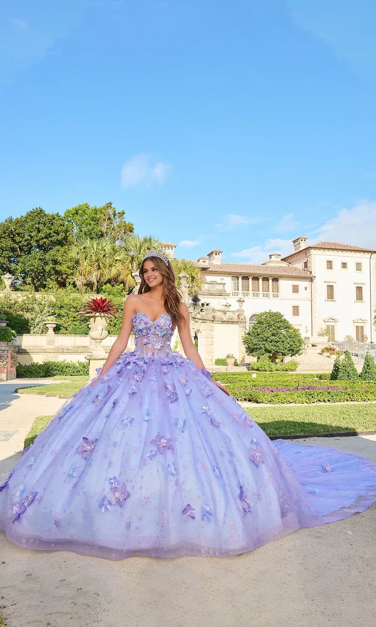 Quyihu Quinceanera Dress Puff Sleeve Glitter Tulle A-line Ball Gown With Sweetheart Neckline And Floral Embellishment Formal Wear Dresses