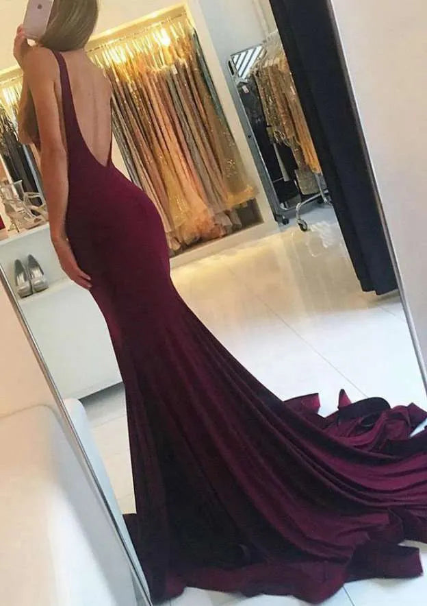 Regal Velvet Long Evening Dress Burgundy Sleeveless Party Gown for Women