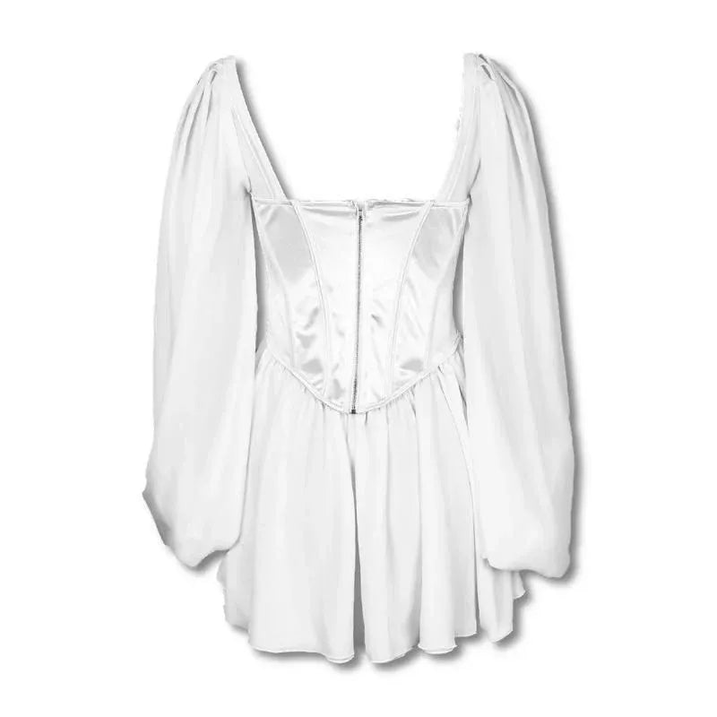Romantic A-Line Sweetheart Puff-Sleeve Corset Satin White Short Homecoming Dress