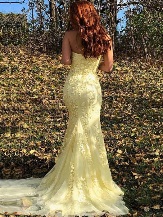 Romantic Mermaid Strapless Lace Pale Yellow Floor-Length Prom Dress