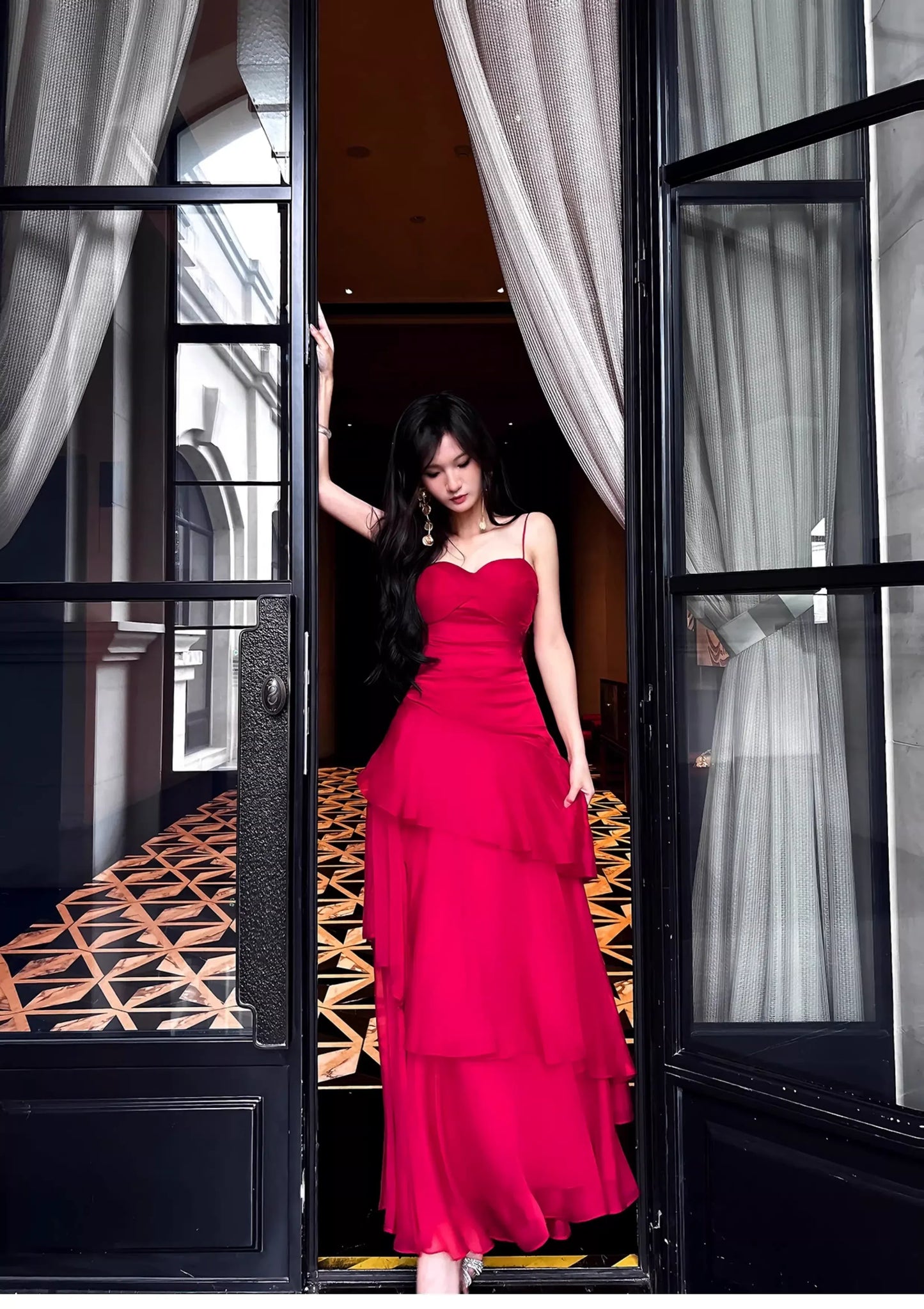 Sexy Mermaid Spaghetti Strap Ruffle Tiered Chiffon Floor-Length Prom Gown
