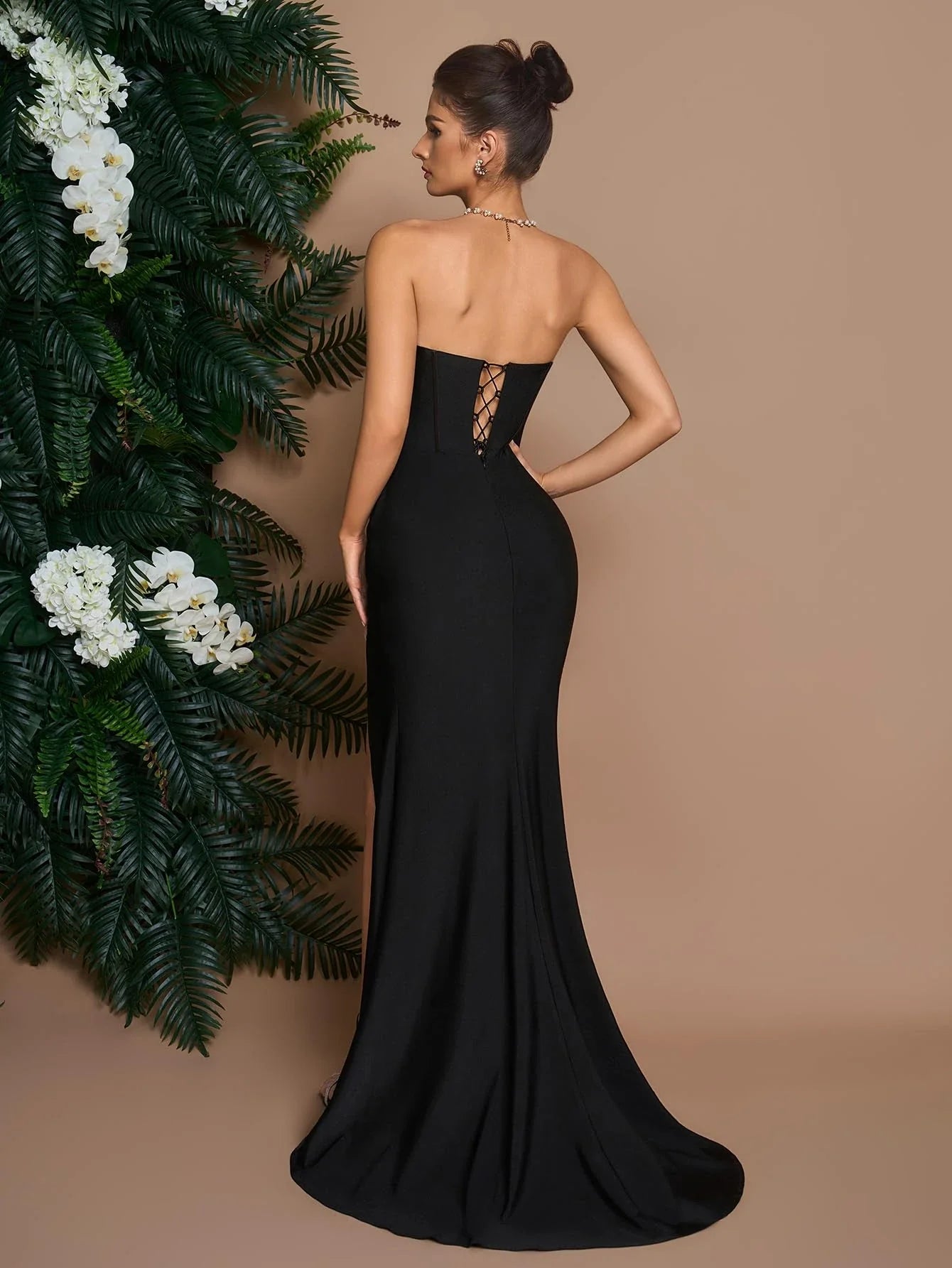 Sexy Mermaid Strapless Sleeveless Lace Up Floor-Length Side Slit prom dress for women