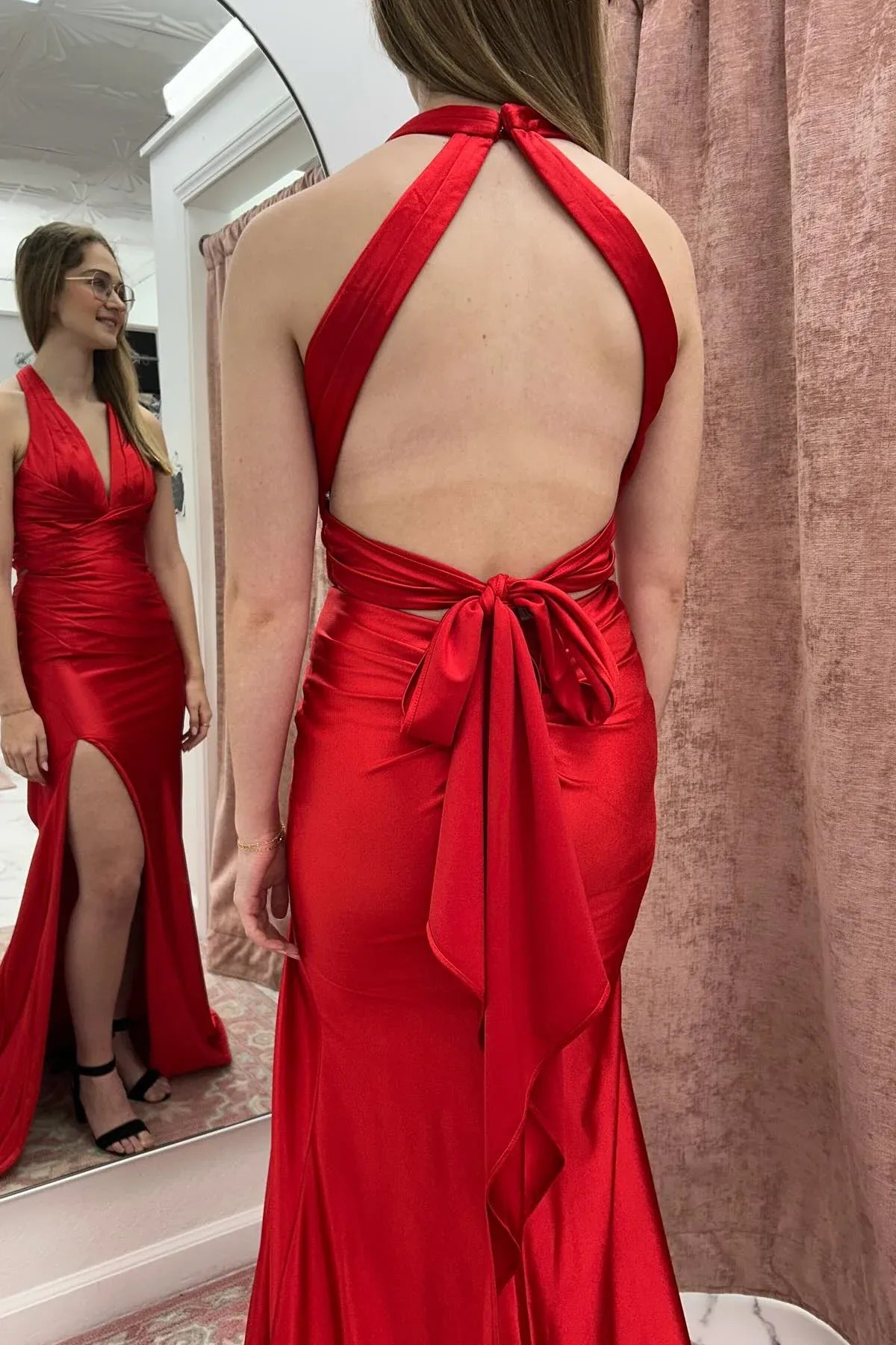 Sexy Mermaid V-neck Sleeveless Ruched Satin Floor-Length Prom Dress