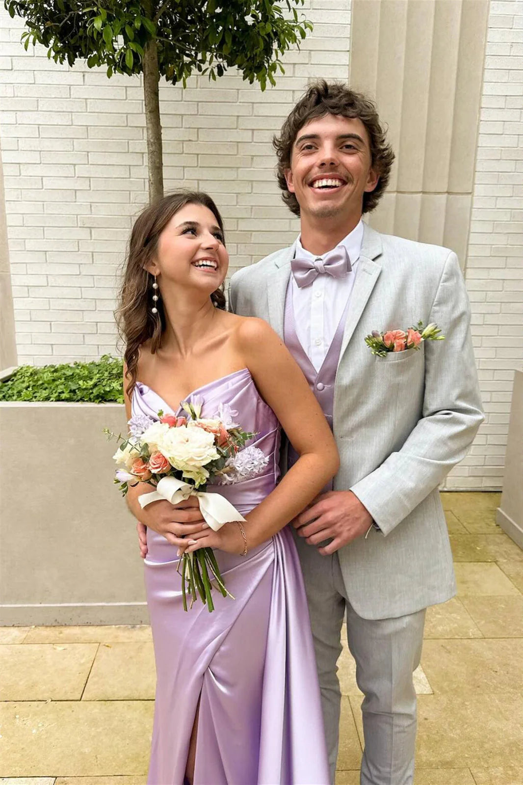 Simple Fitted V Neck Sleeveless Lace Up Floor-Length Prom Dress