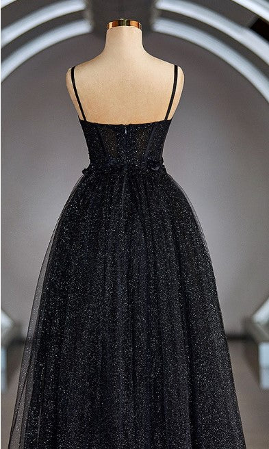 Sleeveless A-Line/Princess Spaghetti Straps Back Zip Floor-Length Prom Dresses Appliques Lace