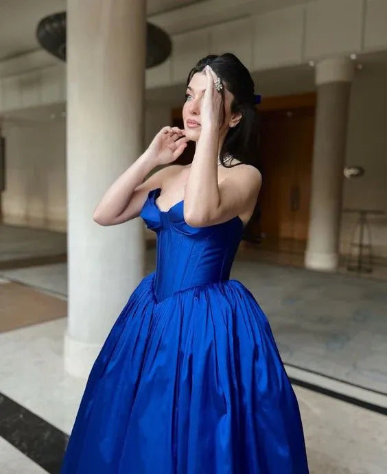 Stylish Ball Gown Off the Shoulder Sleeveless Satin Pleated Floor-Length Party Dress