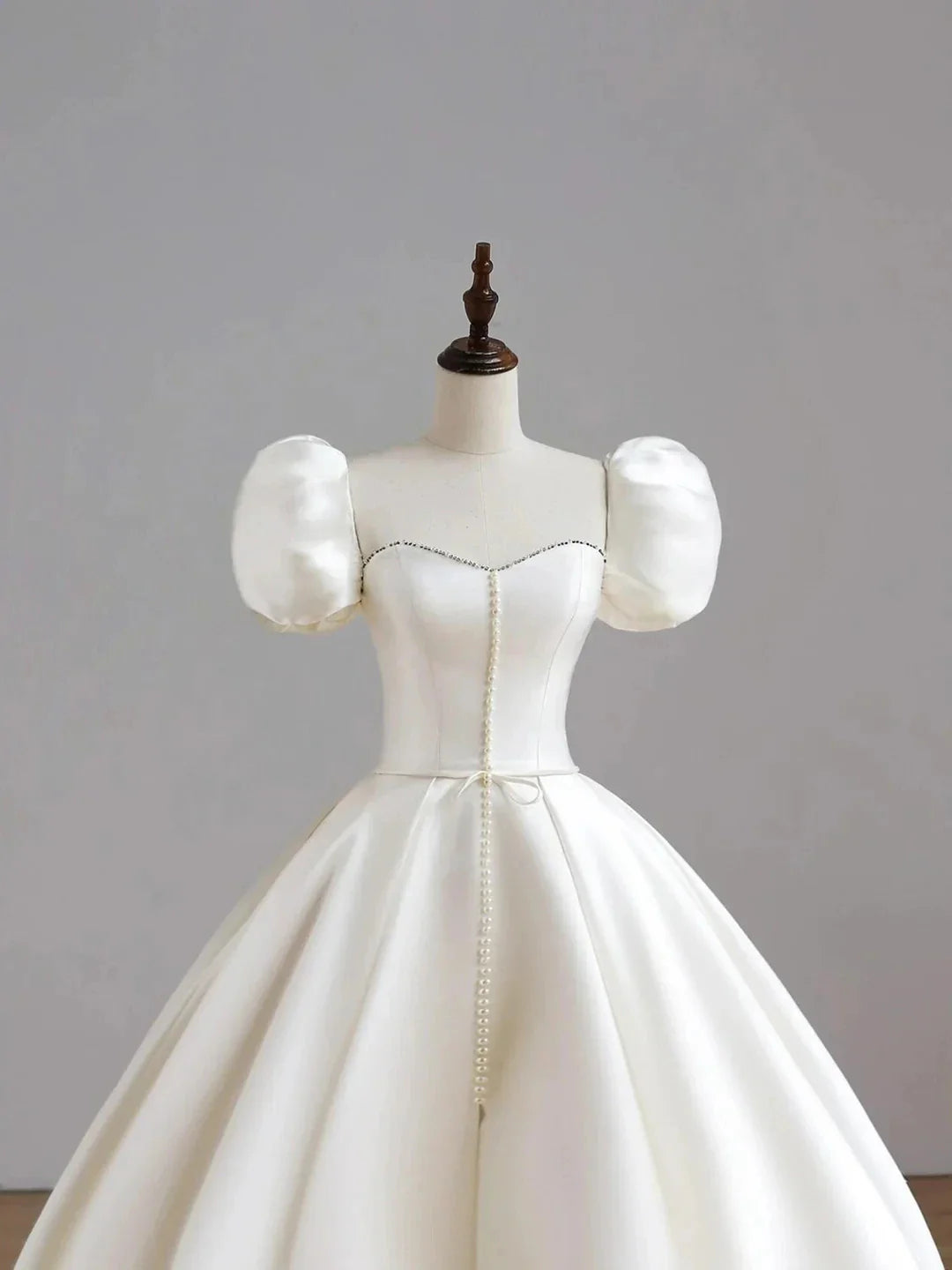 White Satin Long Formal Wedding Dress Elegant Short Sleeve Evening Dress