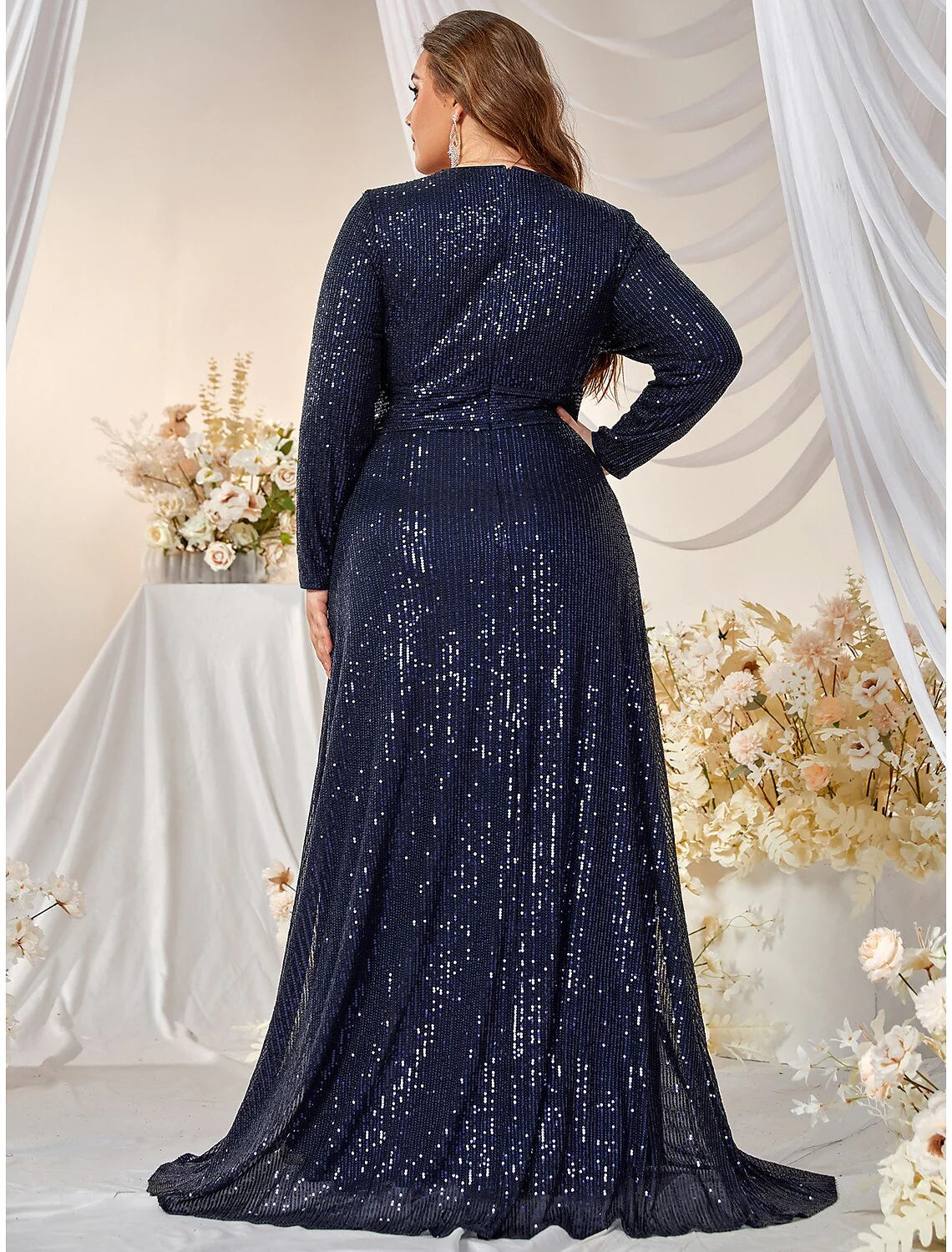 A-Line Evening Gown Plus Size Dress Formal Sweep / Brush Train Long Sleeve V Neck Polyester with Sequin Slit